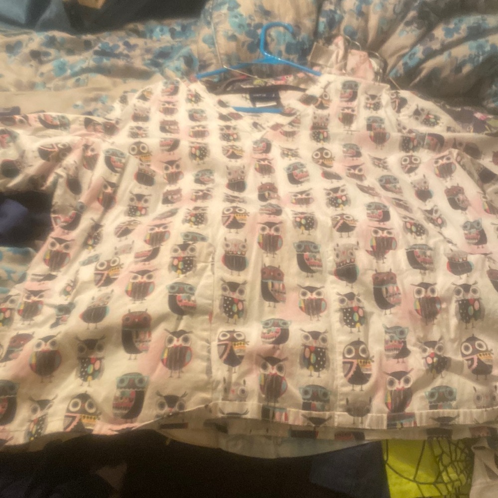 Tafford 3xl scrub top